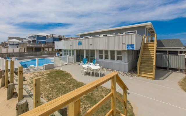 Ocean Commotion - 7 Br Home