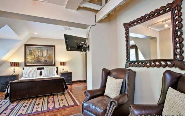 NO66 Sandton Lodge