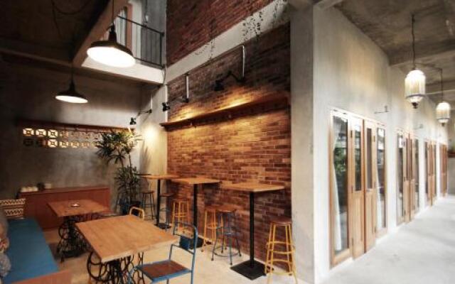 Pawon Cokelat Guesthouse