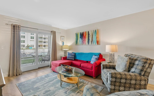 Sea Coast Gardens III 110