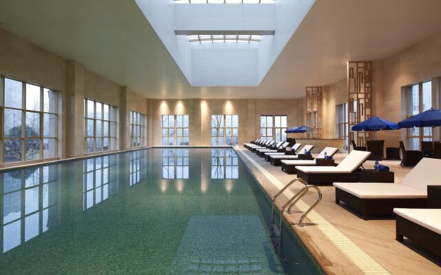 Four Points By Sheraton Luohe