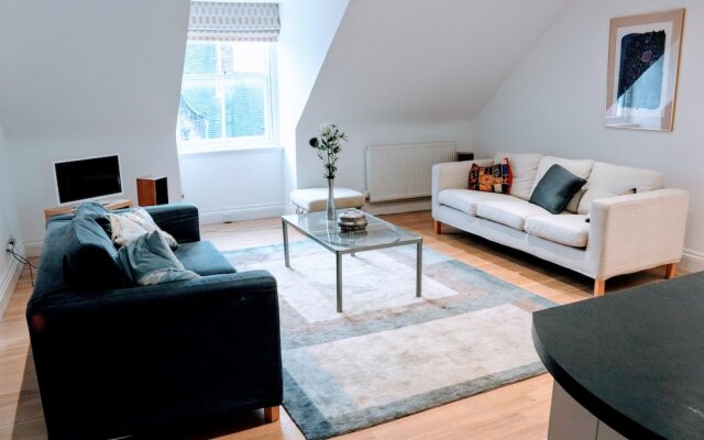 1 Bedroom Penthouse Apartment On Royal Mile