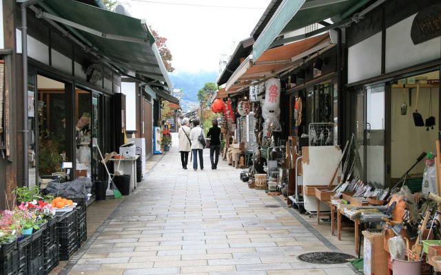 Shirahone Ebisuya