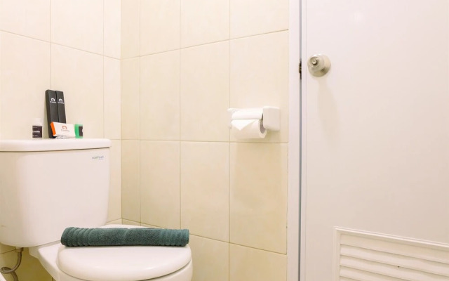 Stylish Studio The Springlake Summarecon Bekasi Apartment