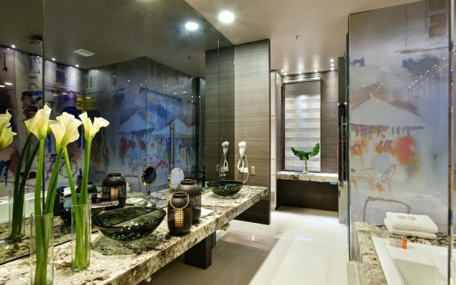 Europa Suites Medellin - Parque Lleras