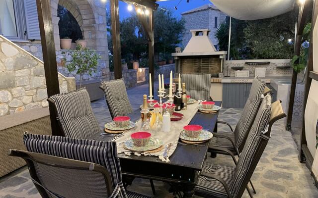 Semi Detached Stone House Great Location