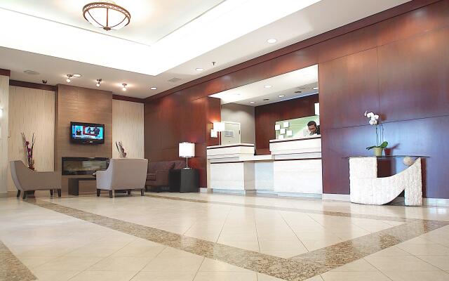 Holiday Inn and Suites Winnipeg Downtown by IHG