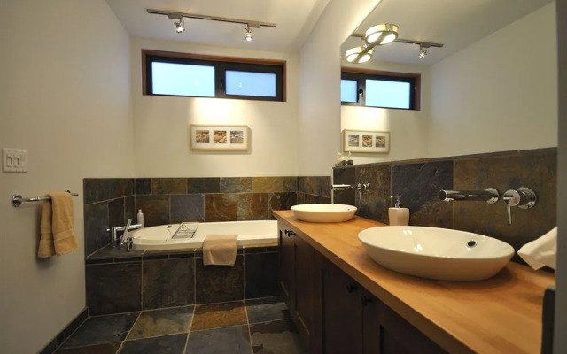 The Ridge by Natural Elements Rentals