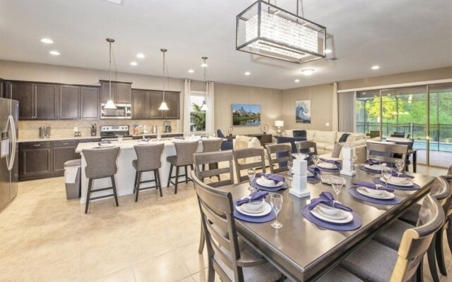 8812wws 8 Bedroom Home