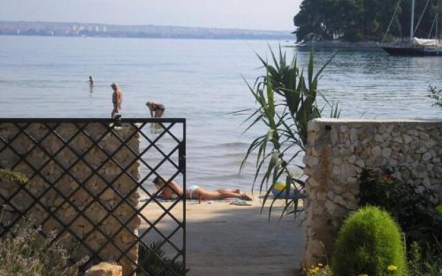 Apartments Villa Eden