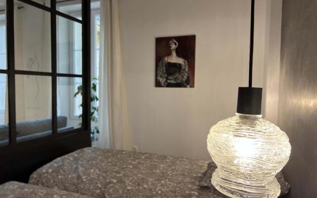 Bel appartement au centre du vieux Joigny