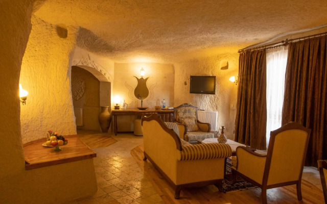 Arif Cave Hotel