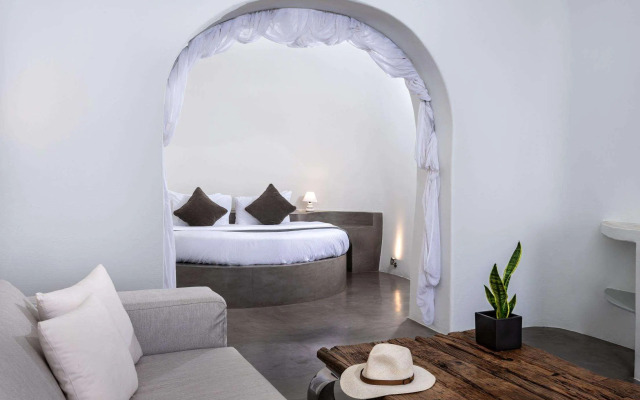 Andronis Luxury Suites