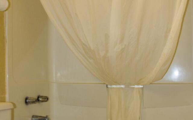 Regency Inn & Suites