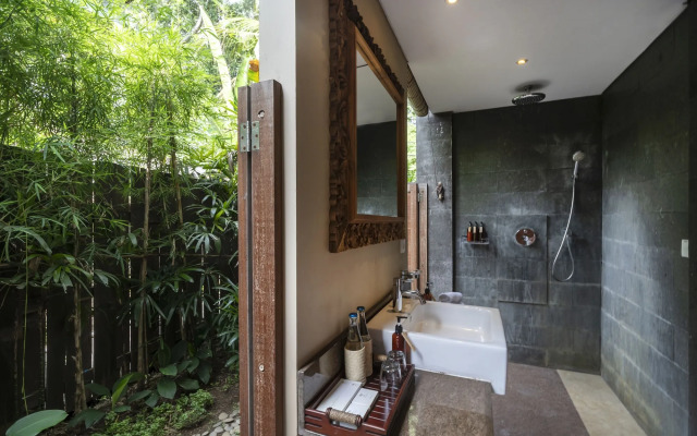 Курорт Adiwana Svarga Loka