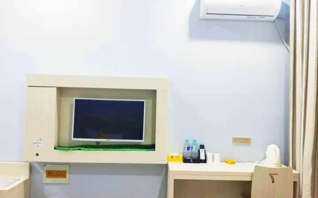 7Days Inn Hotel (Huailai Donghuayuan)