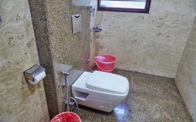 OYO Premium Chi Greater Noida