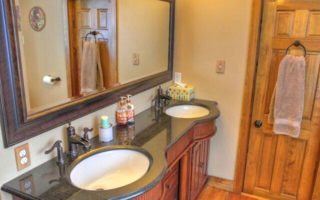 MoonStone Bed and Breakfast