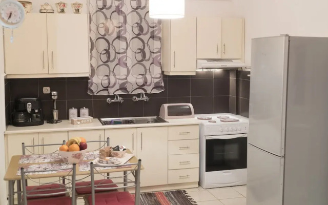Sofia's Residence by Checkin