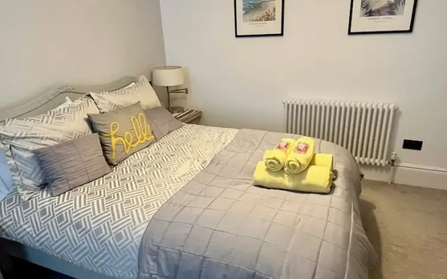 Lazy Waves Boutique B&B