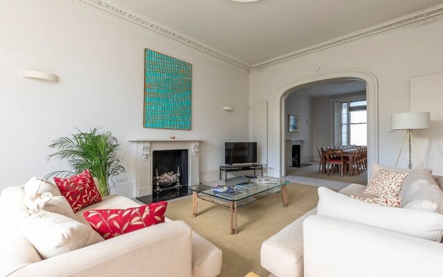 Gorgeous 2-bed Flat in Kensington