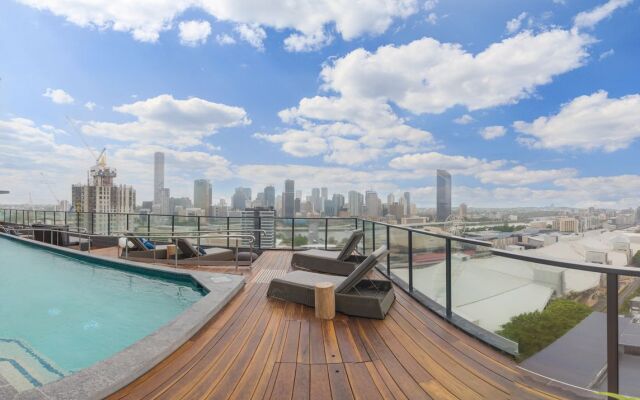 High End Living In Brisbane City