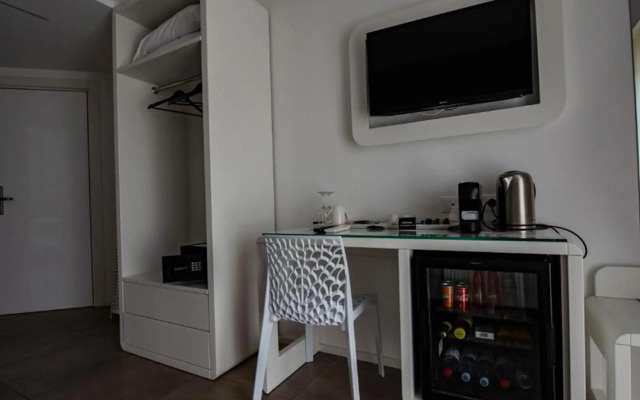 Aether Suites Tropea