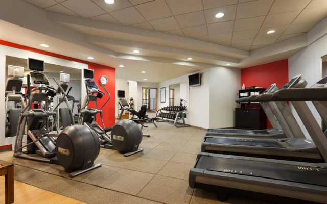 Delta Hotels by Marriott Toledo