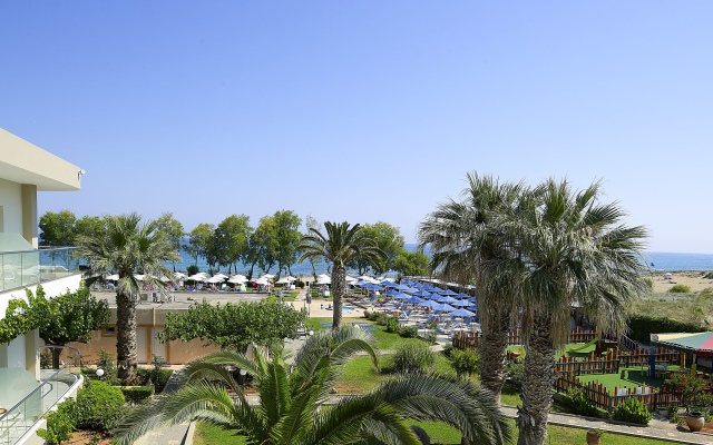 Malia Bay Beach Hotel & Bungalows