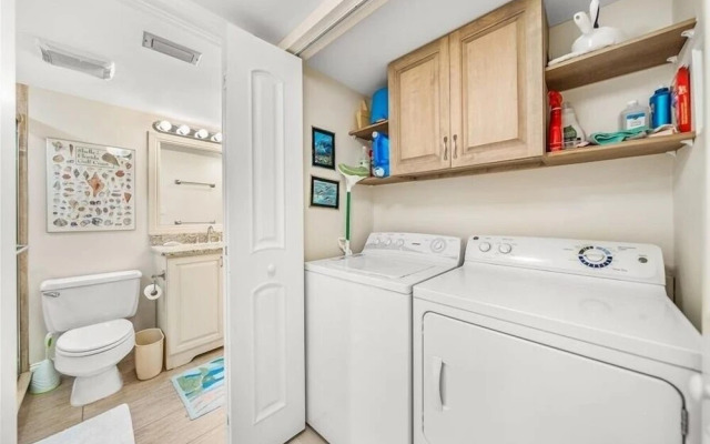 Sea Oats 142 2 Bedroom Home by RedAwning
