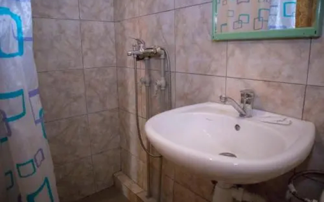 Kamelot Guest House