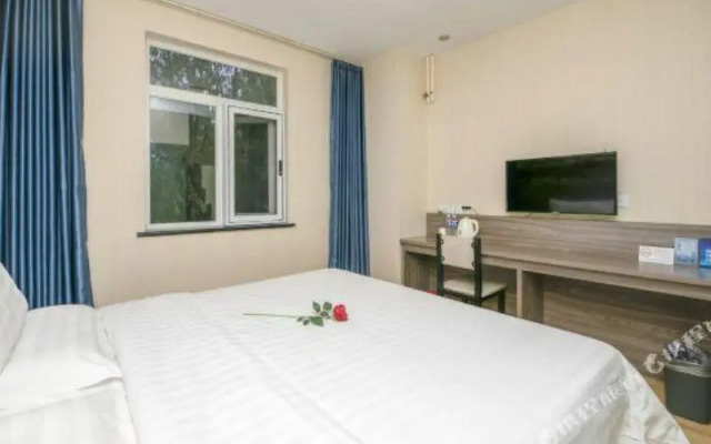 7Days Inn Chain Hotel (Beijing Yinghai Huangyi Road Nanhai Jiayuan)