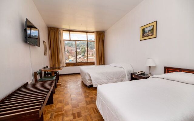 Real Hotel Huascaran