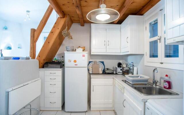 Overlooking Sea Maisonette With BBQ For 7 Ppl