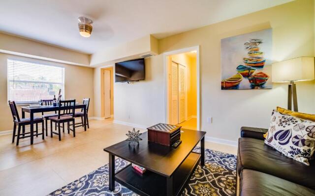 Hainsley Apartments at 1115