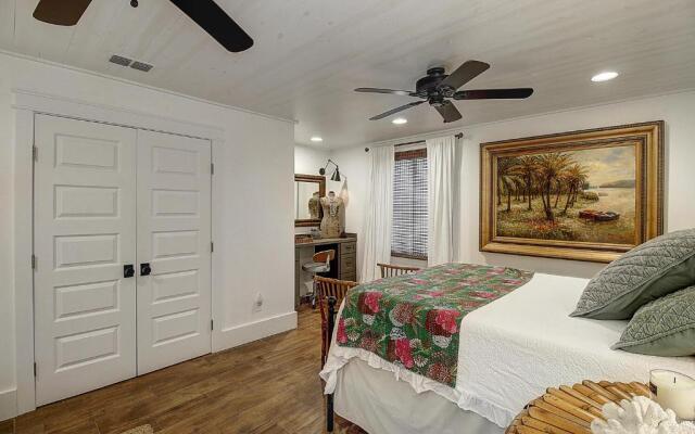 The Gulf House Gs512 Home