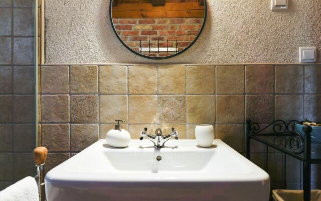 Traditional Stone House Bura - Nature Park Velebit