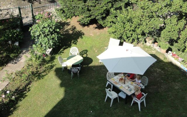 B&B Caslett