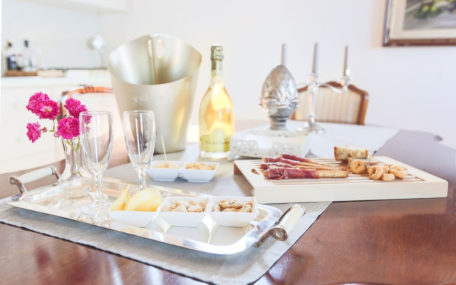 Romantic Rooftop Apartment with Pool&Terrace