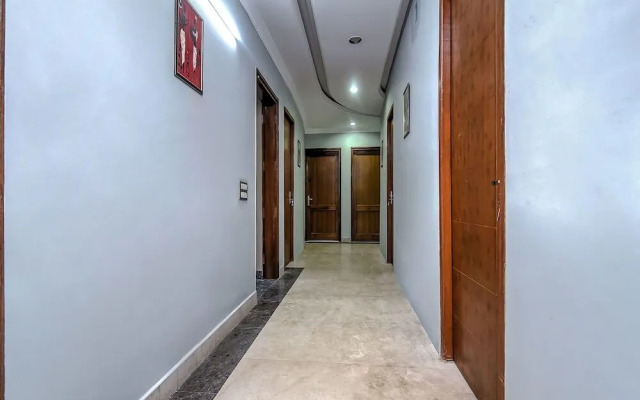 Glorious Stayz by OYO Rooms