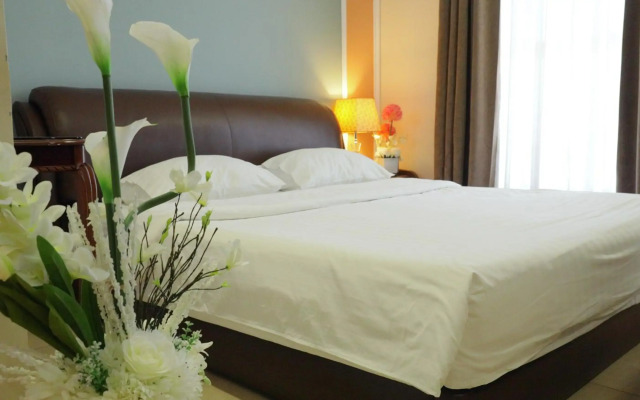 Laguna Hotel Suites