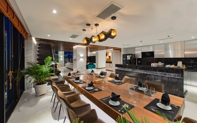 Maple Hotel & Apartment