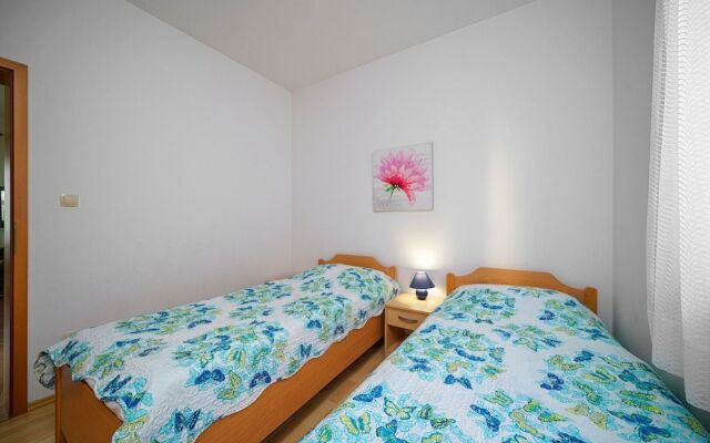 Apartment Nedoklan
