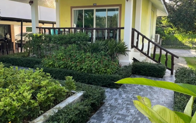 Thipburee Resort