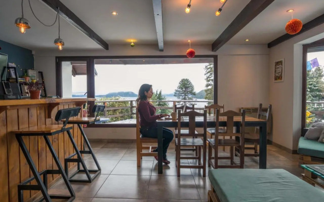 Bonita Lake House - Hostel & Bungalows