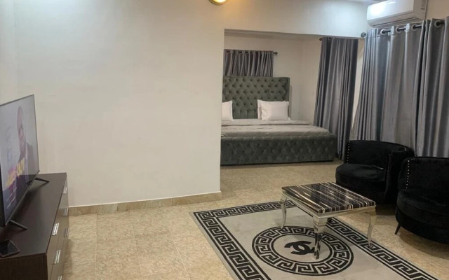 Weena Hotel & Resort