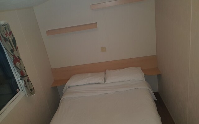 Beautiful 3-bedrooms Static Caravan Holiday Home