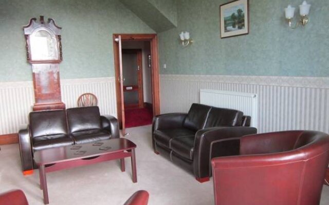 Min y Gaer Guest House