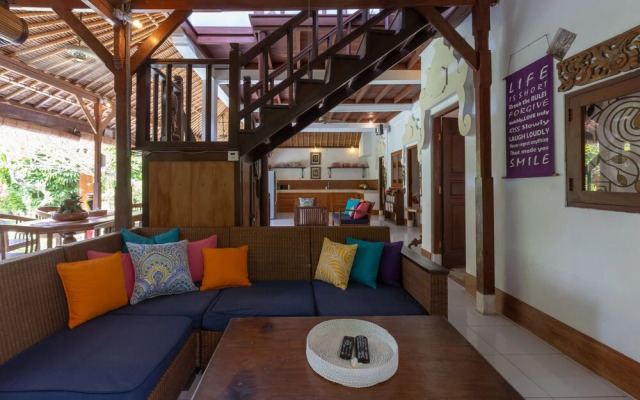 Villa Poppy