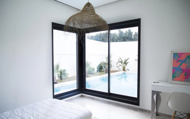 Les Verrières De Gammarth: Villa moderne +Piscine